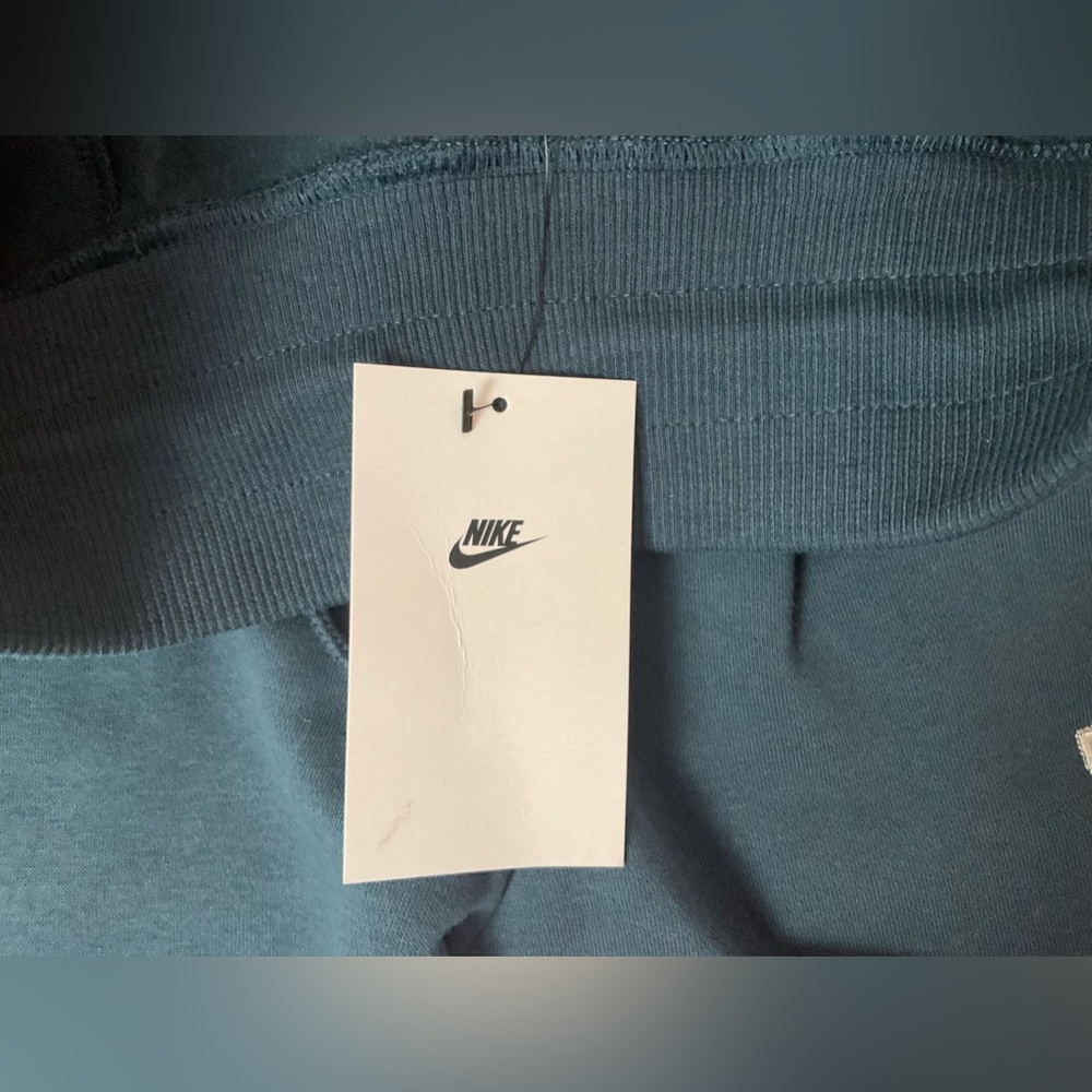 New with Tags Nike Sportwear Wide Fleece Pants in Navy Blue, Size S - Picture 8 of 10